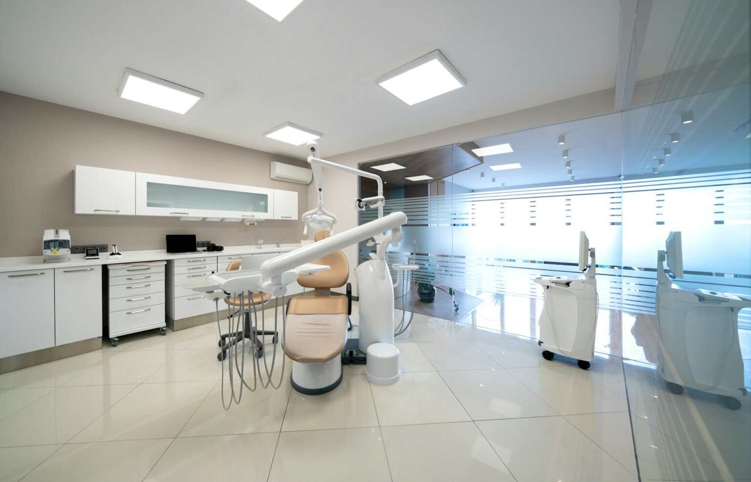 Modern dental clinic treatment room
